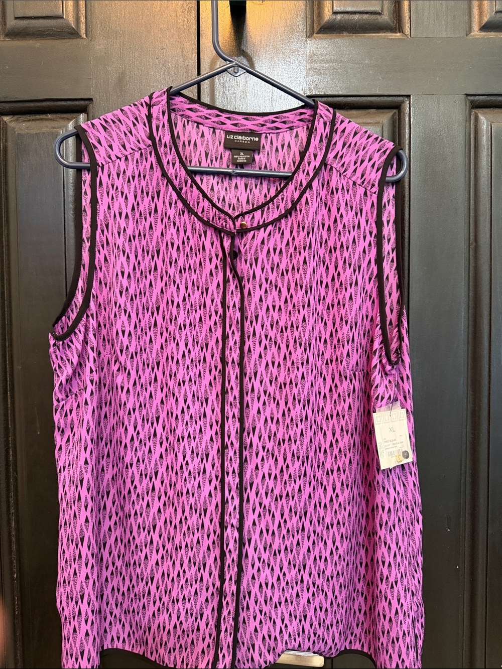 Liz Claiborne Pink Sleeveless Geometric-Print Shell Top with Black Trim;XL
